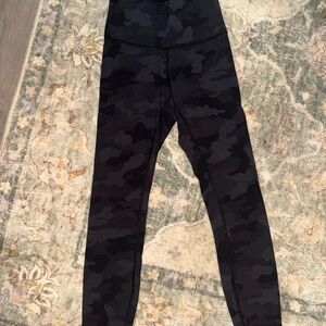 LULULEMON Camouflage Leggings